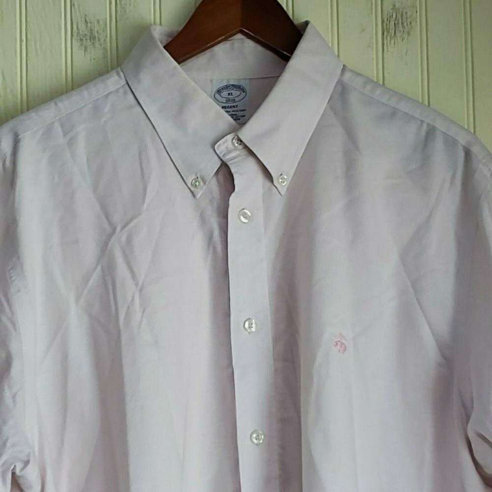 Brooks Brothers Dress Shirt Mens XL Pink‎ Non Iron Supima Cotton Button Down